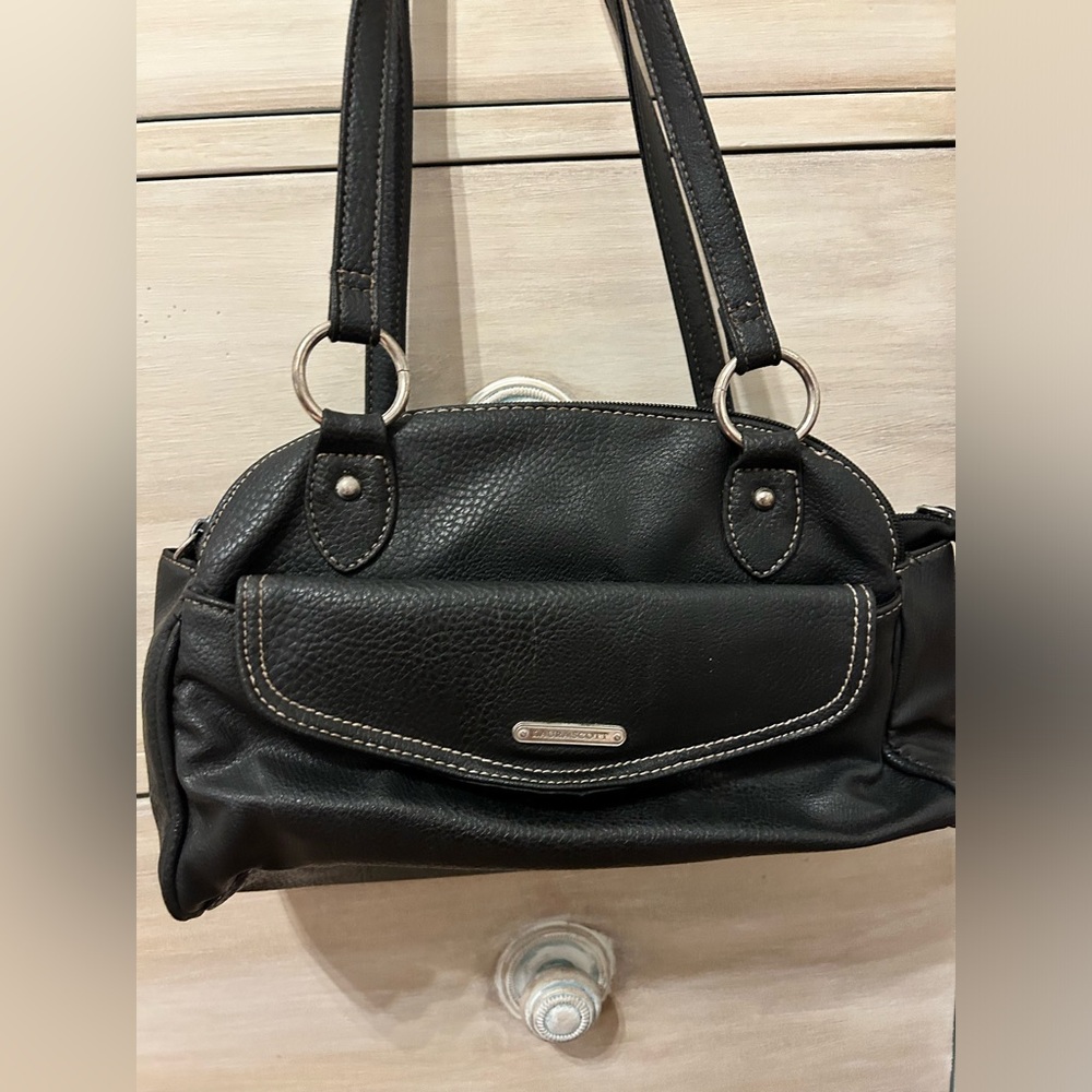Y2K Rossetti Shoulder Bag w/ Silver Hardware